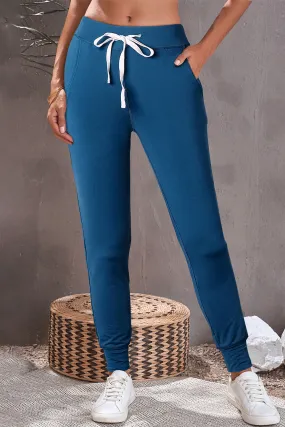 Blue Solid Pocketed Slim Joggers Pant