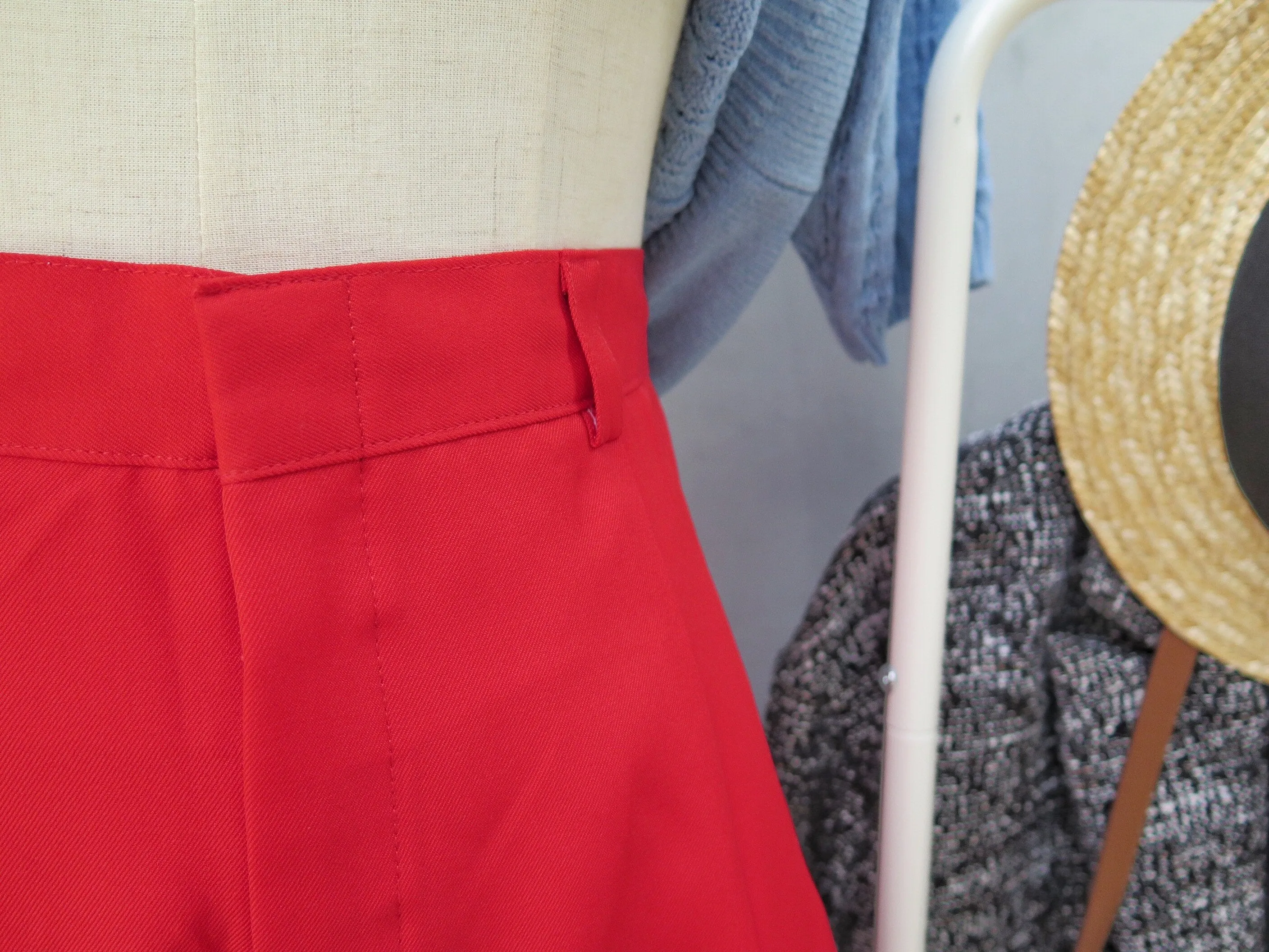 Ruby | Vintage 1970s 1980s Red shorts or culottes